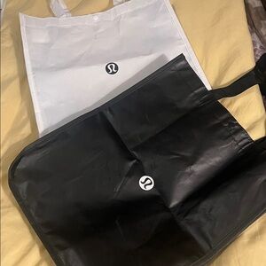 Lululemon Athletica Black and White Bag Duo - Large reusable